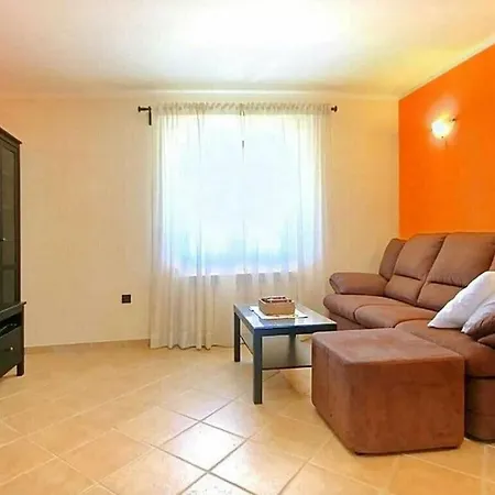 Casa Danijel With Pool